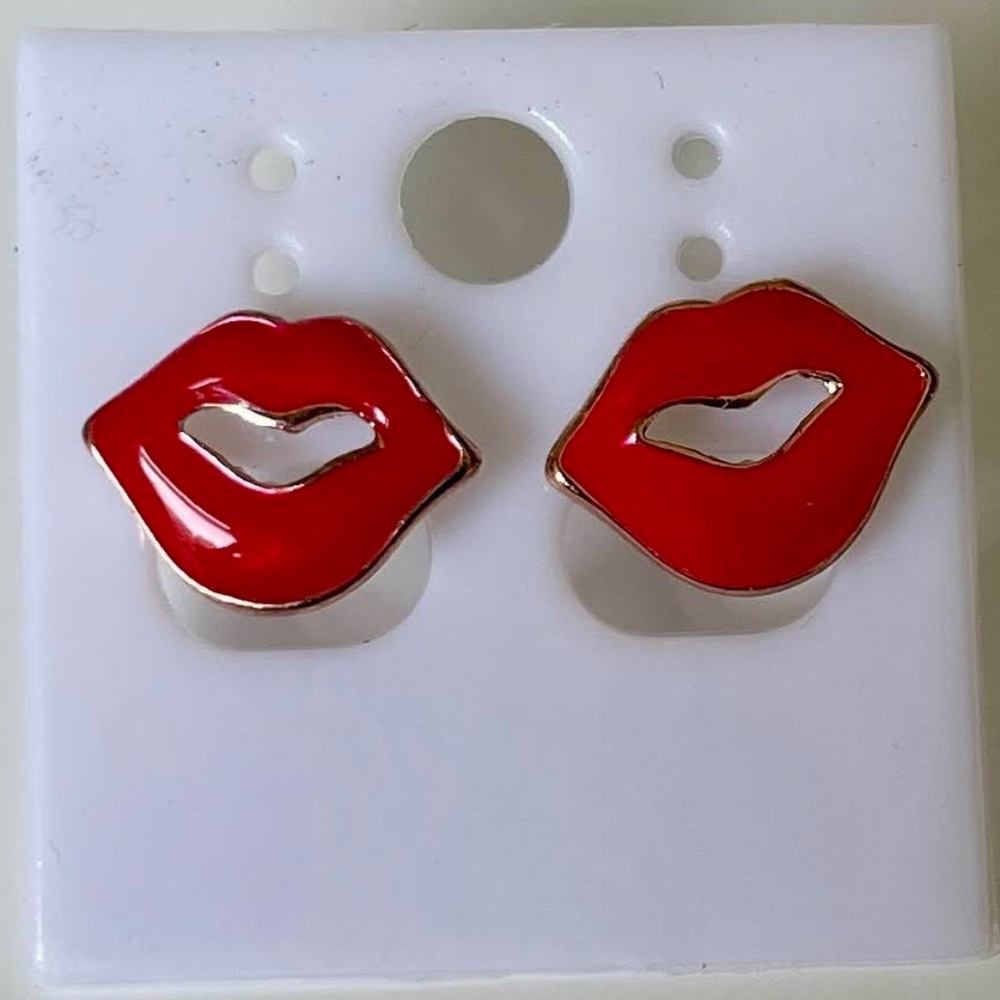 Two Red Lips earrings